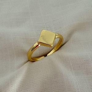 Anel Signet Losango Regulável Ouro