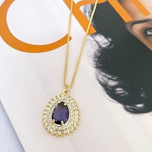 Colar Gota Cravejado Fucsia Ouro