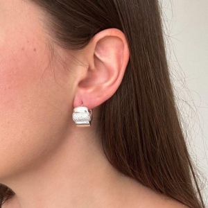 Brinco Argola Larga Zircônias Prata