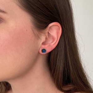 Brinco Esfera Azul Marinho Ouro