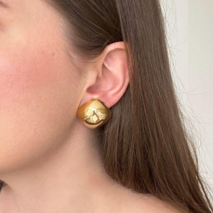 Brinco Quadrado Orgânico Abaulado Ouro