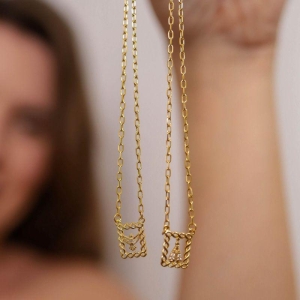 Colar Escapulário Nossa Senhora e Espírito Santo Prata