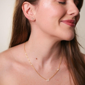 Colar Infinito com Zircônias Ouro