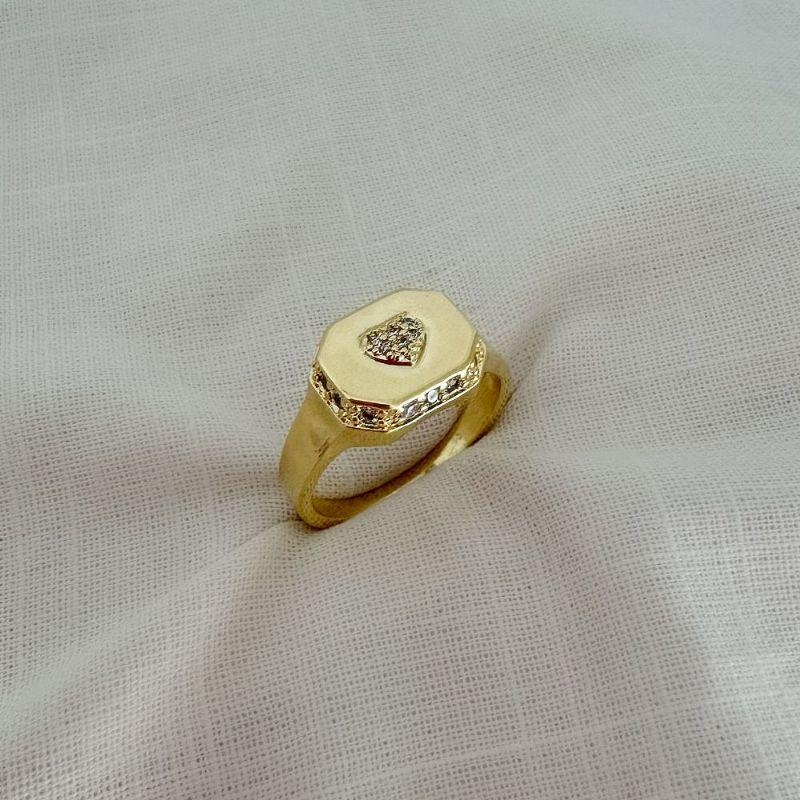Anel Chapa Coração Cravejada Ouro