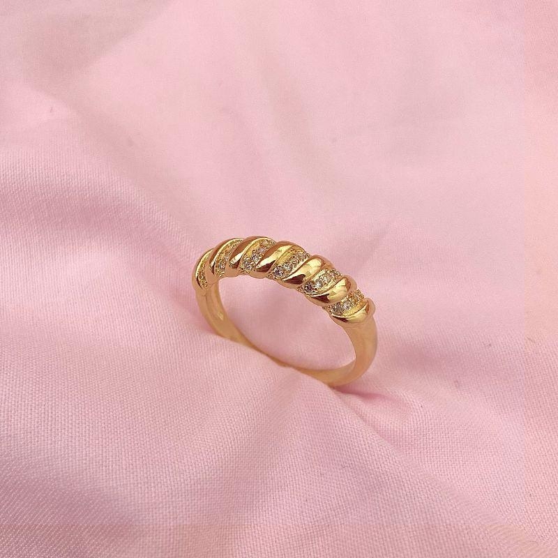 Anel Waves Zircônias Ouro