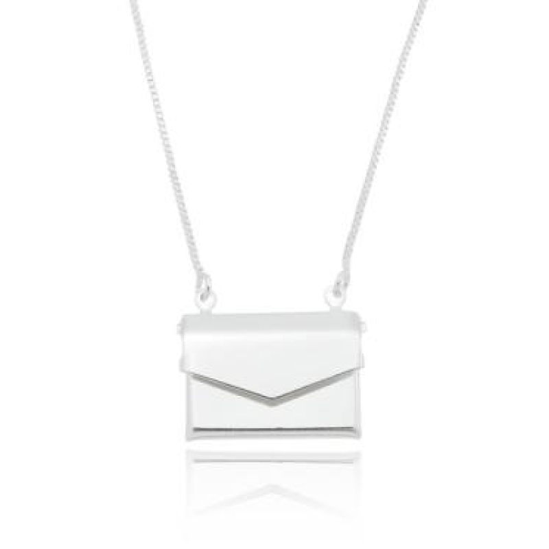 Colar Relicário Envelope Prata