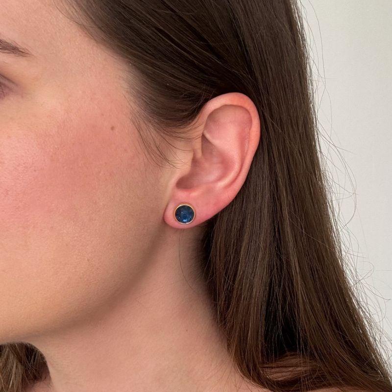 Brinco Esfera Azul Marinho Ouro