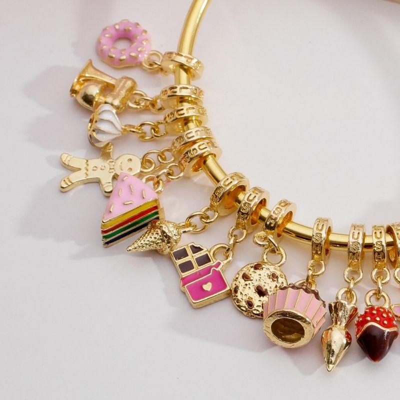 Berloque Bolo Arco-íris Dourado Plush