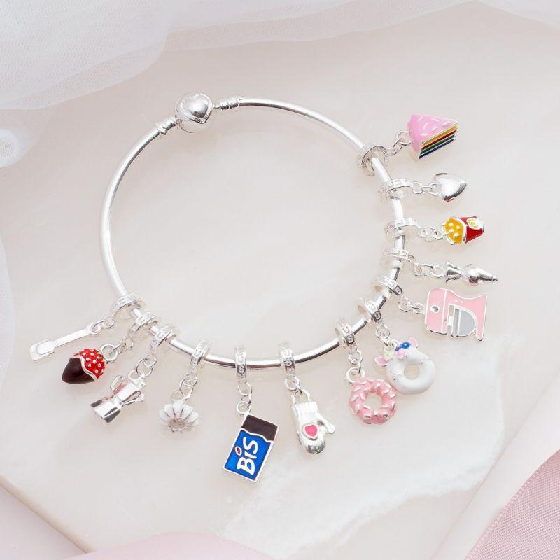 Berloque Bolo Arco-íris Prata Plush